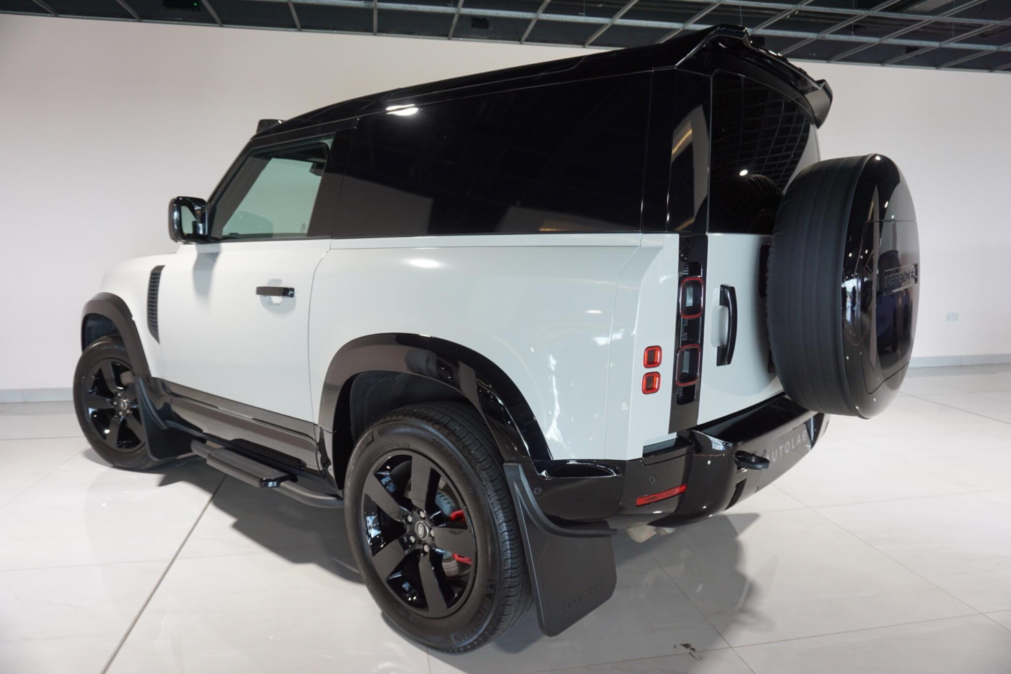 Land Rover Defender 90 3.0 D300 MHEV X-Dynamic HSE Hard Top SUV 3dr Diesel Auto 4WD SWB Euro 6 (s/s) (300 ps)